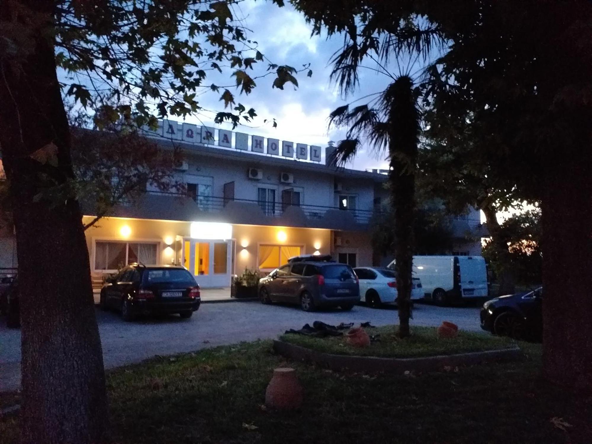 Hotel Isidora Loutros Екстер'єр фото