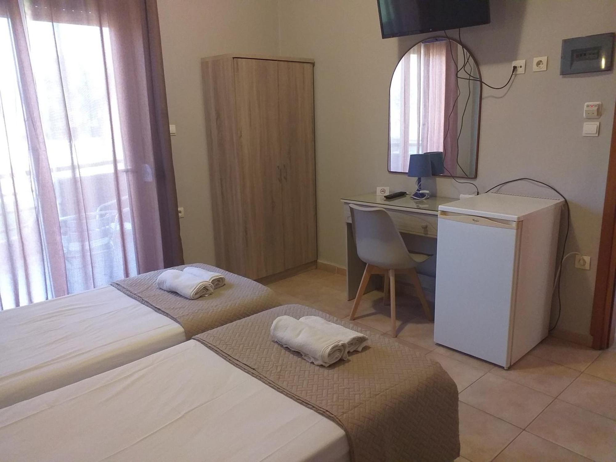 Hotel Isidora Loutros Екстер'єр фото