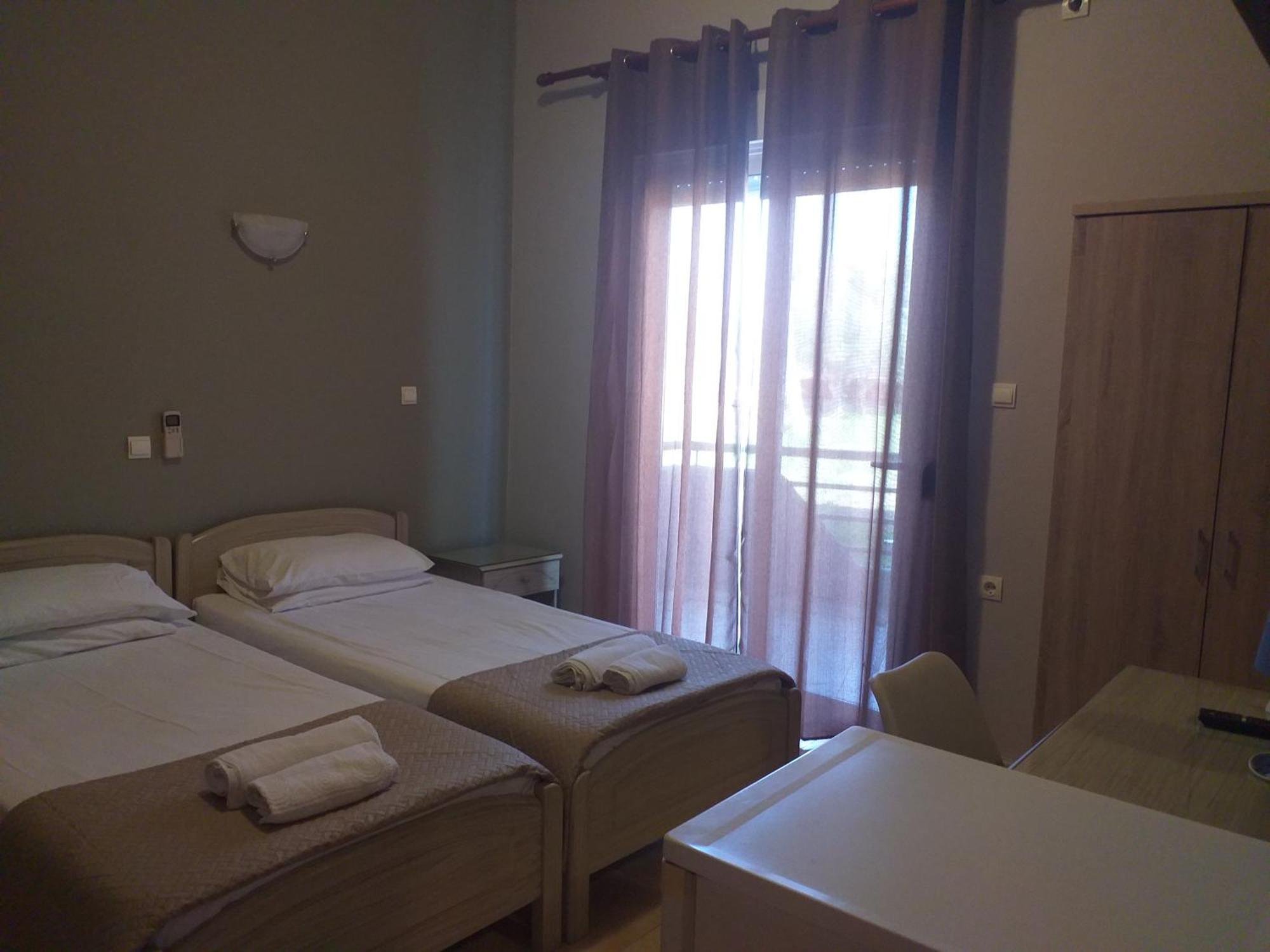 Hotel Isidora Loutros Екстер'єр фото