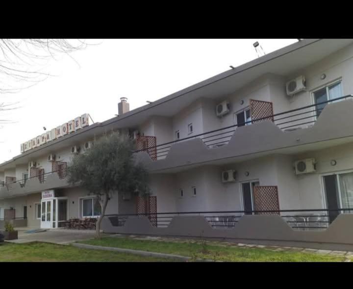 Hotel Isidora Loutros Екстер'єр фото
