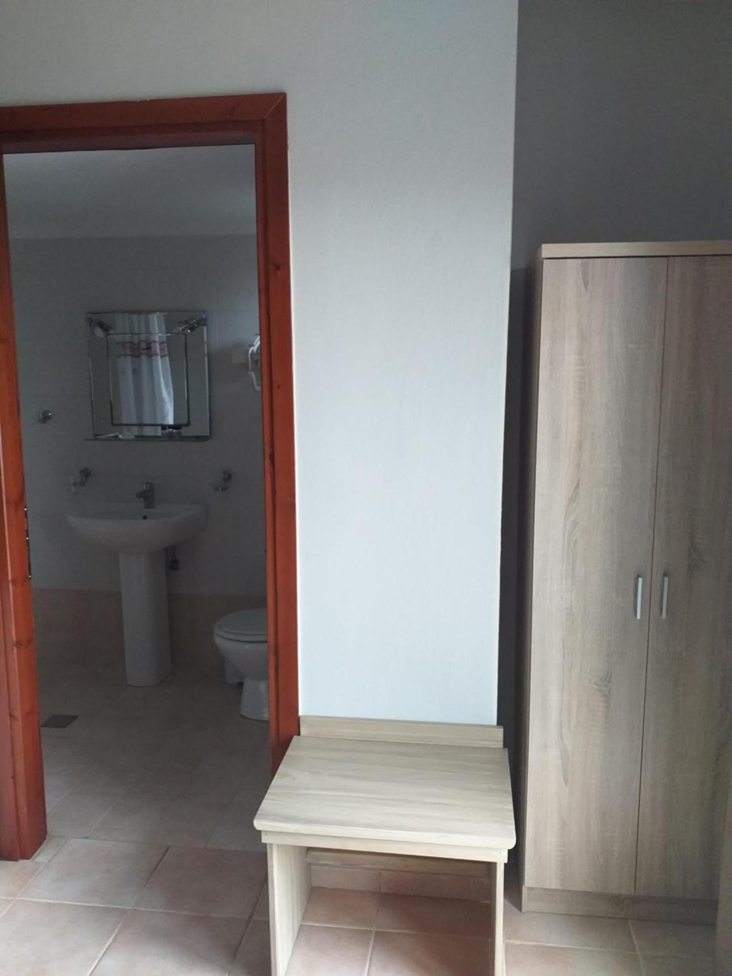 Hotel Isidora Loutros Екстер'єр фото