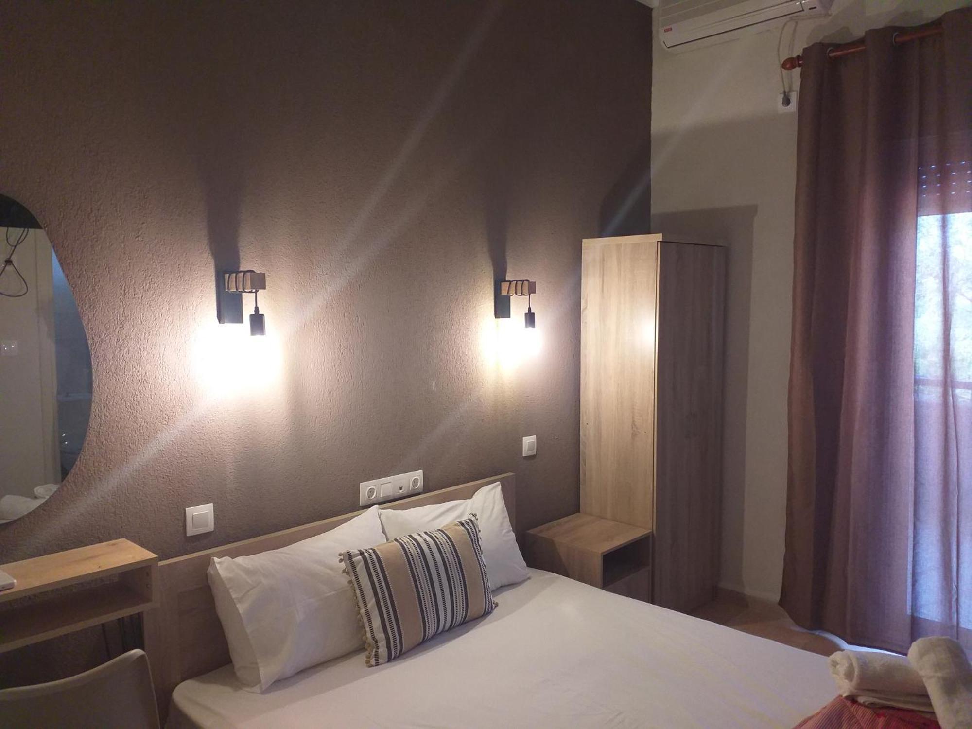 Hotel Isidora Loutros Екстер'єр фото
