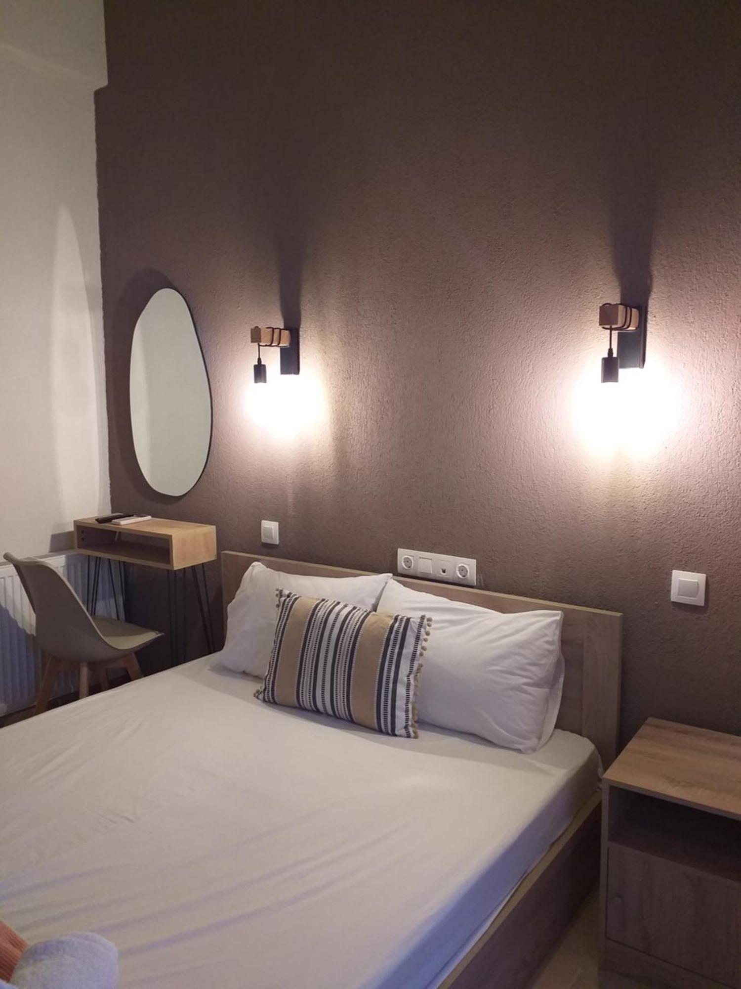 Hotel Isidora Loutros Екстер'єр фото