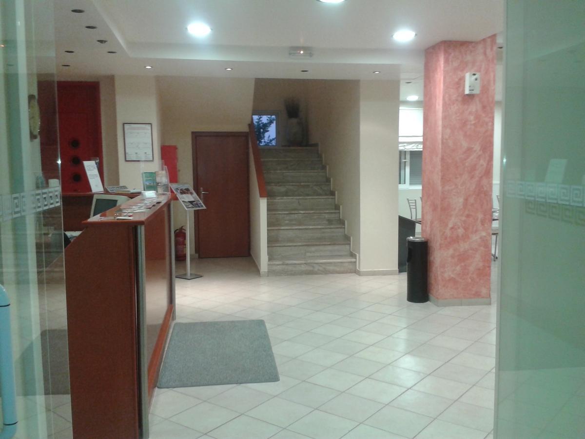 Hotel Isidora Loutros Екстер'єр фото